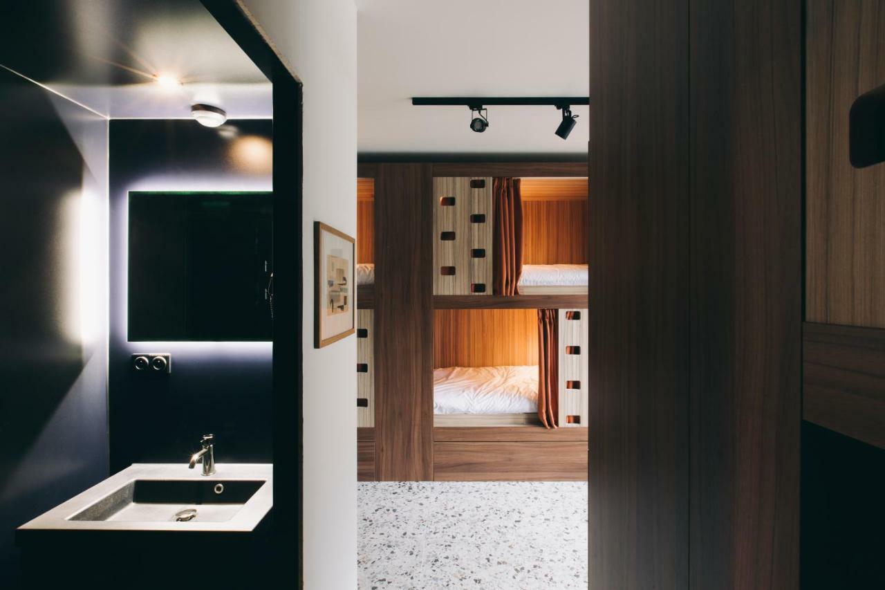 Yust Hotel 3*